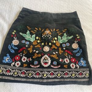 Simplee Women Skirt embroidered size large